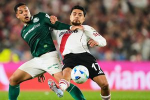 Palmeiras vence a River Plate en el Más Monumental, aunque la serie sigue en el aire