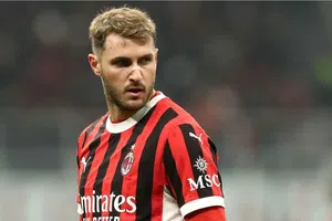 ¿Adiós Santiago Giménez? Milan está por cerrar el fichaje de un nuevo delantero