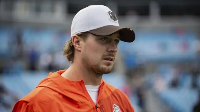 Kenny Pickett deja a los Browns de Cleveland y es nuevo QB de los Raiders