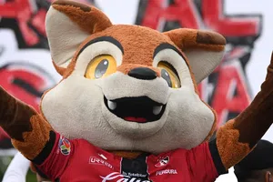 ¡Fan de honor! Nuria Diosdado se hace presente en el Jalisco previo al Atlas vs América