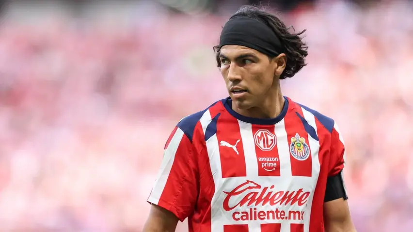 Erick Gutiérrez, mediocampista de Chivas | IMAGO7