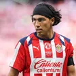 Esposa e hija de Erick Gutiérrez, jugador de Chivas, reciben amenazas de muerte tras victoria sobre América