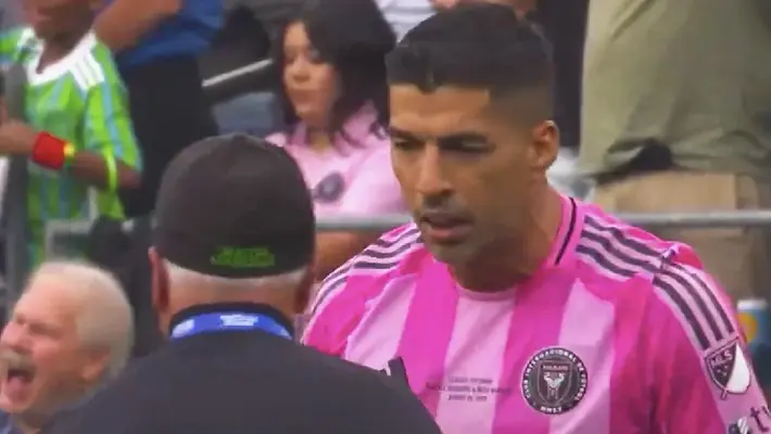 Mundo se indigna: Prensa internacional reacciona al escupitajo de Luis Suárez