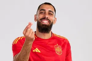 ‘Si se meten con una bandera de Palestina y eso ayuda, esta bien’ Borja Iglesias sobre su regreso a España