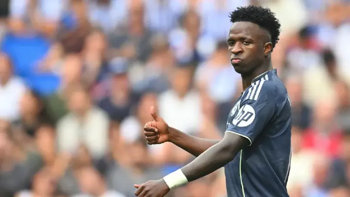 “Vinicius está insatisfecho con Xabi Alonso” :Periodista desde España revela momento del brasileño