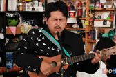 Macario Martínez: del uniforme de limpia al Tiny Desk más esperado del año