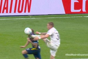 ¿Robo al Espanyol? Redes sociales explotan tras la no expulsión de Franco Mastantuono