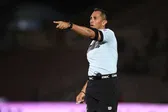 Luis Enrique Santander vive momento cómico por fallo de micrófono en el Juárez vs Mazatlán