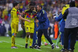 "Se ve feliz de estar en América". André Jardine elogió el debut de Allan Saint-Maximin
