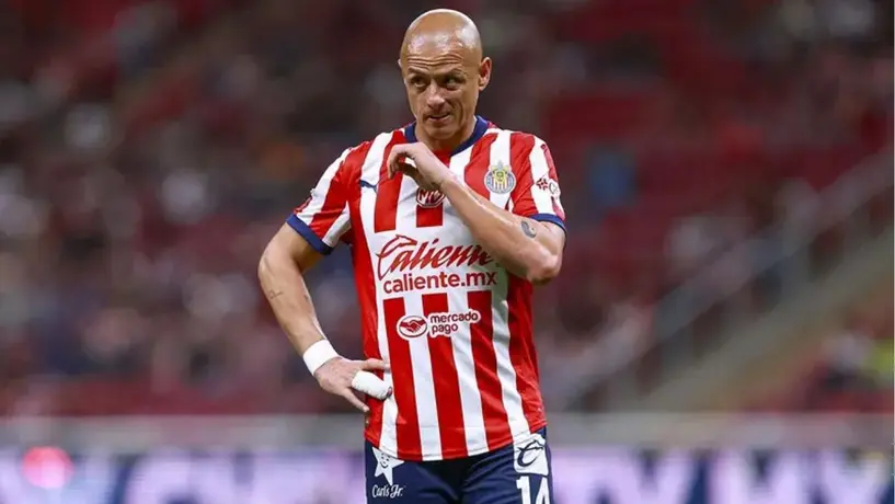Faitelson 'le recomienda' a Chicharito dejar el futbol: "Que la cancha no te retire"