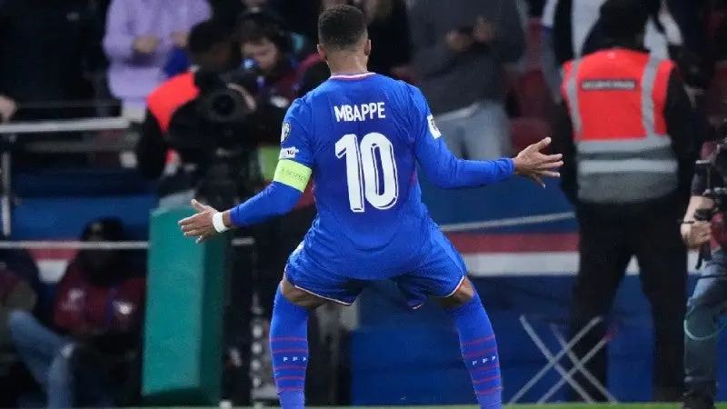 Victoria de Francia en las Eliminatorias Europeas | AP