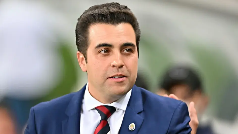 Histórico de Chivas revela malos tratos de Marcelo Michel Leaño; lo echó sin previo aviso