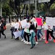 VIDEO: Trabajadoras sexuales bloquean Tlalpan: rechazan ciclovía por afectar sus ingresos