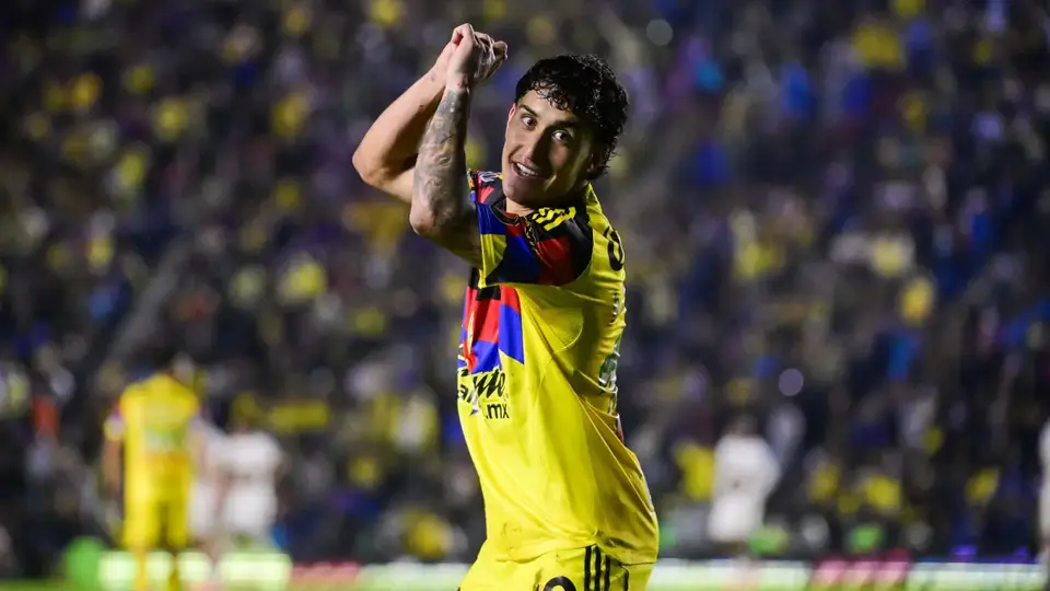 Sebastián Cáceres compara a Zendejas con Messi tras goleada del América sobre Pumas