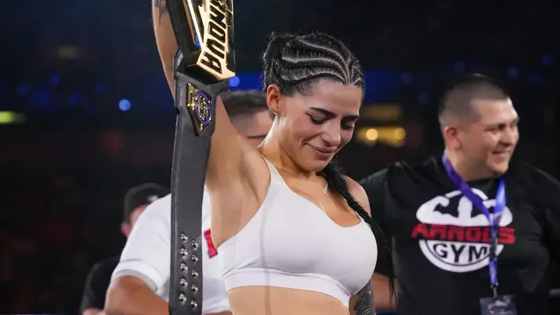 ¿Quién es Milica, boxeadora amateur que prometió 'debutar' a fan?