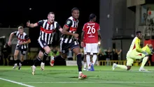 Grimsby sancionado por alinear a jugador inelegible en histórica victoria contra Manchester United