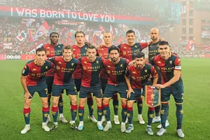 ¡Histórico! Johan Vásquez se luce como capitán ante la Juventus