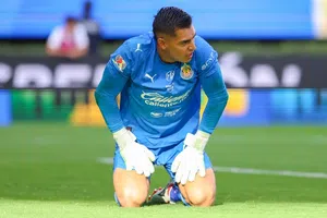 Tala Rangel comete grave error y 'regala' gol a Toluca