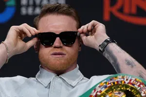 Canelo Álvarez revela que no saldrá con ningún artista en su entrada vs Crawford
