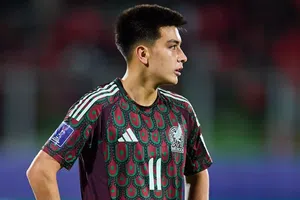 Hugo Sánchez compara a Gilberto Mora con leyenda del Real Madrid: "Tiene ese talento"