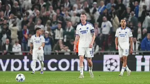 Copenhague empata ante Bayer Leverkusen en Champions League; Rodrigo Huescas dio una asistencia