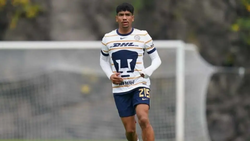 Ángel Azuaje sobre jugar con los Pumas: "Jugaba con Keylor y Ramsey en el FIFA, ahora son mis compañeros"
