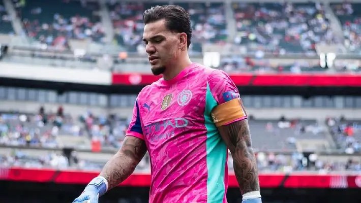 Ederson Moraes será compañero de Edson Álvarez; Fenerbahce llega a un acuerdo con el portero brasileño