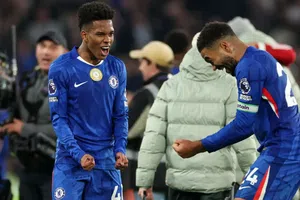 Chelsea vence agónicamente a Liverpool con gol de Estevao