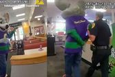 VIDEO: Arrestan a Chuck E. Cheese frente a los niños por ‘rata’