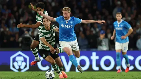 Kevin De Bruyne comanda el triunfo de Napoli sobre Sporting Lisboa en Champions League