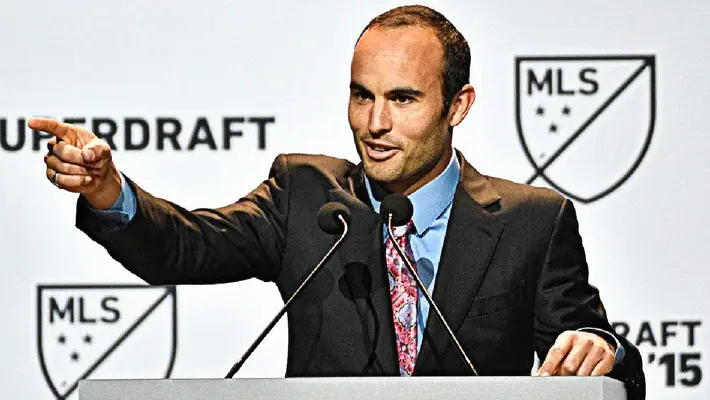 Landon Donovan reaparece con nuevo look y un mensaje emotivo