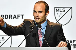 Landon Donovan reaparece con nuevo look y un mensaje emotivo