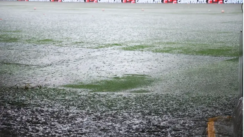 FIFA reconoce al Estadio Akron por eficiente drenaje tras tormenta