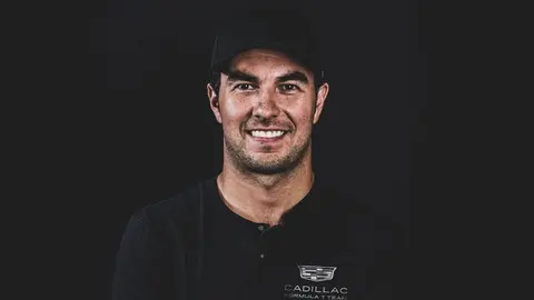 ¡Se acerca el debut! Checo Pérez ya visitó la fábrica de Cadillac