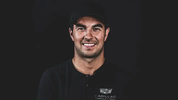 ¡Se acerca el debut! Checo Pérez ya visitó la fábrica de Cadillac