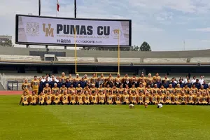 Pumas CU se toma la foto oficial para una nueva temporada en la ONEFA