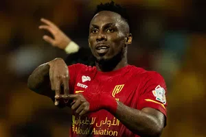 Julián Quiñones debuta con gol en la temporada 2025-26 con Al-Qadisiya