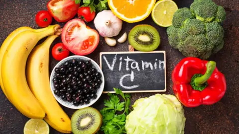 Evita la gripe: 5 alimentos ricos en Vitamina C… además de la naranja