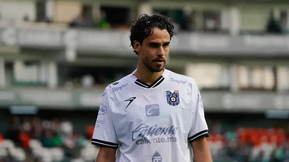 “Benfica y Porto buscaron mi fichaje”: Diego Reyes aseguró que le llegaron ofertas de ambos equipos