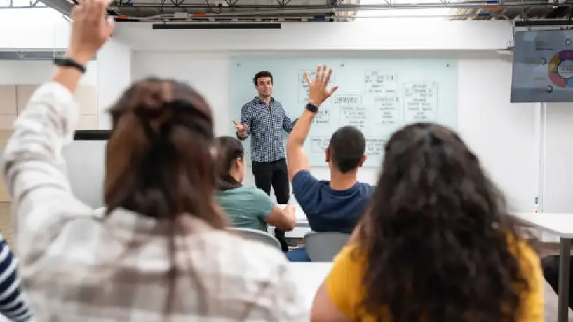 Crisis educativa mundial: UNESCO alerta por grave escasez de profesores