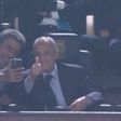Arturo Elías Ayub aprovechó y se tomó una selfie con Florentino Pérez en la vuelta del Real Oviedo