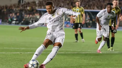 Con hat-trick de Kylian Mbappé, Real Madrid golea con 'manita' a Kairat