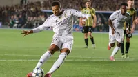 Con hat-trick de Kylian Mbappé, Real Madrid golea con 'manita' a Kairat