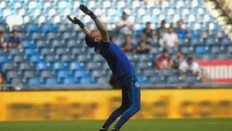 Cruz Azul lanza emotiva despedida a Jesús Corona previo a duelo ante Tijuana