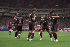 ¡Quemaron al Rebaño! Toluca golea a Chivas con Alexis Vega como figura