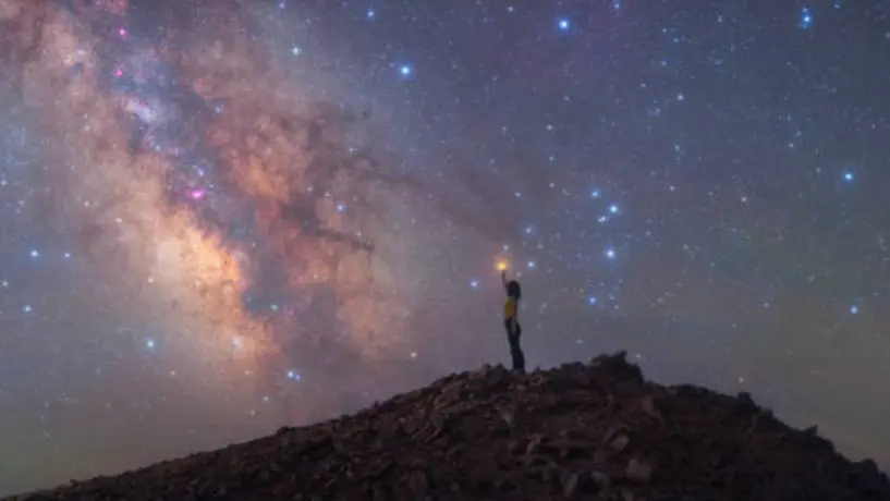 ¡Octubre 2025: Superluna de Cosecha, lluvias de meteoros y conjunciones planetarias!
