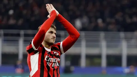 Massimiliano Allegri ratifica continuidad de Santiago Giménez: 'Esperamos mucho de él'