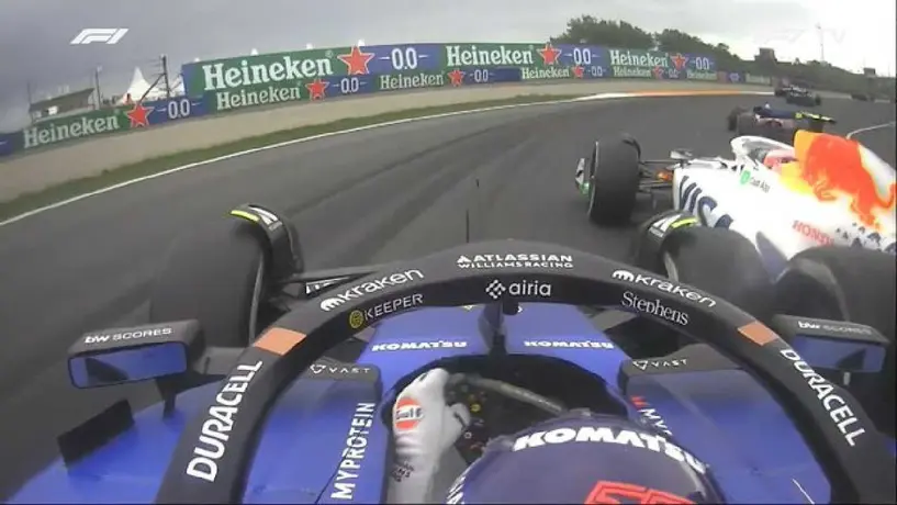 "Es tan estúpido": Carlos Sainz, quien terminó sancionado, explota contra Liam Lawson