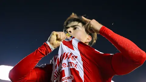 Armando González cerca de convertirse en el mejor goleador de Chivas por semestre de los últimos 10 torneos