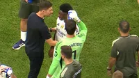 ¡Explotó! Vinicius se molestó tras salir de cambio en la victoria del Real Madrid